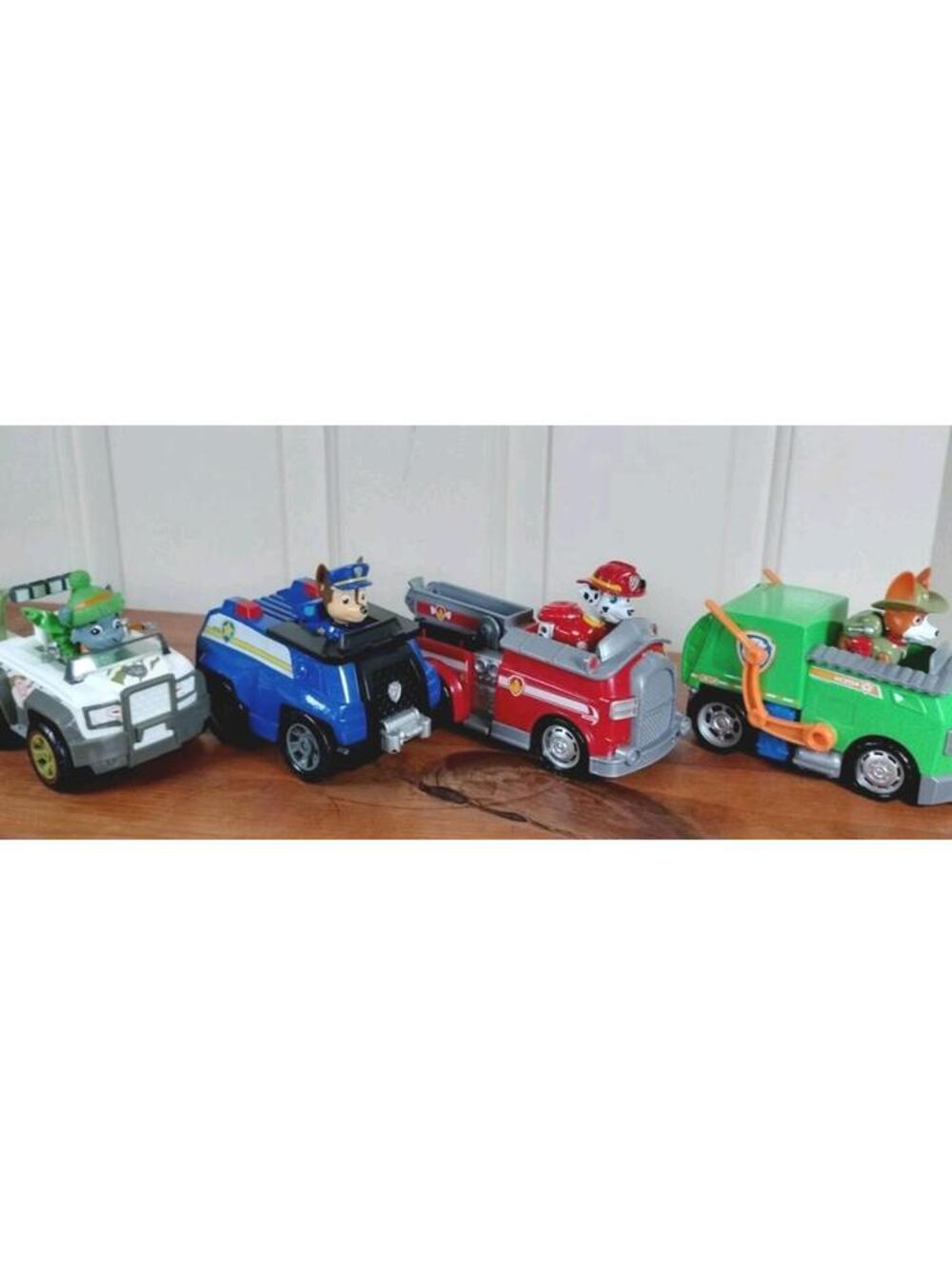 PAW‎ Patrol Lot of 4 Vehicles & Figures - Tracker, Everest, Chase, Marshall